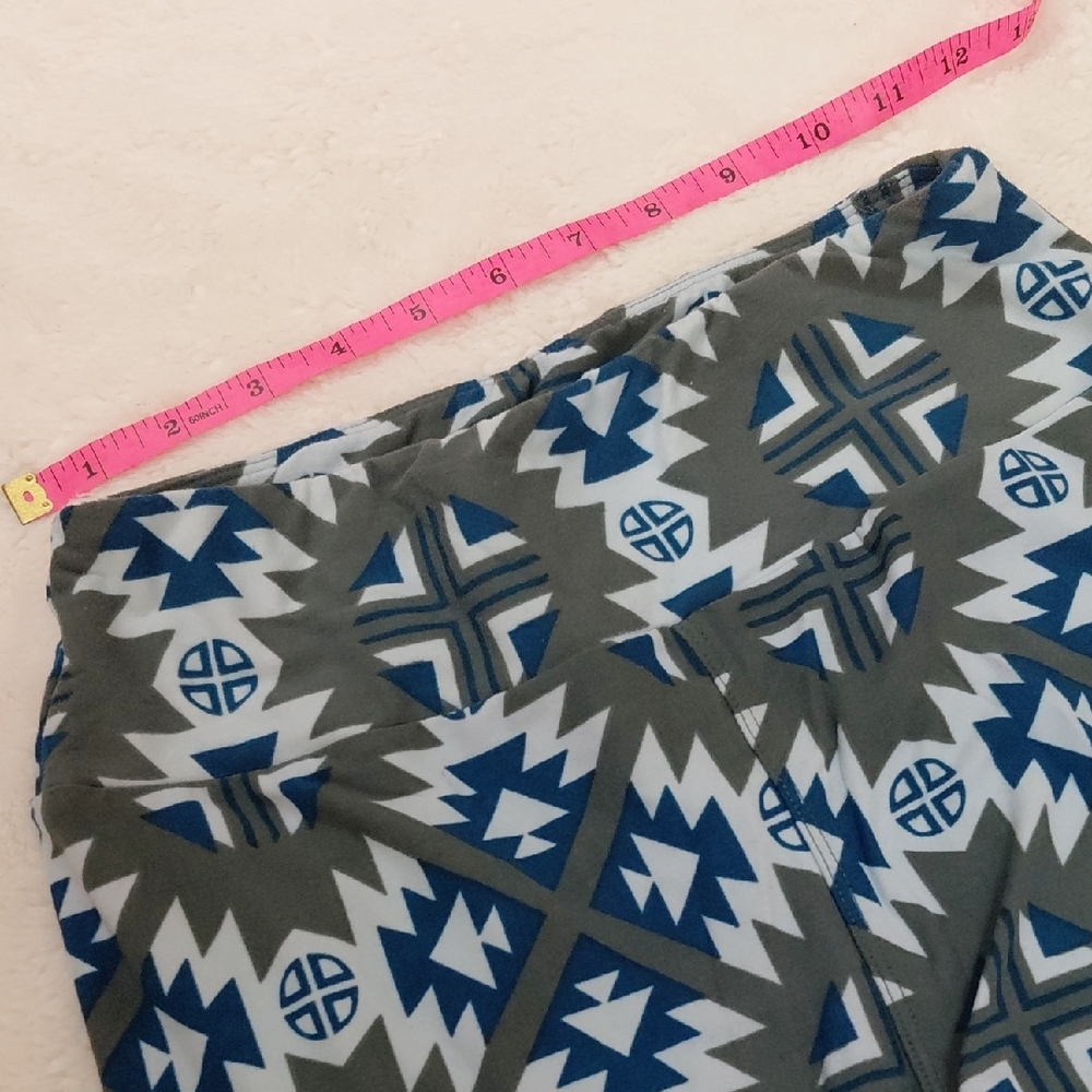 LuLaRoe Blue White Gray And. Red Geometric Leggings OS - Picture 13 of 14